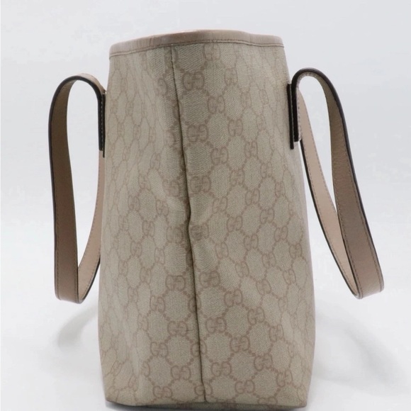 Gucci Beige Monogram Tote Bag - Picture 3 of 12